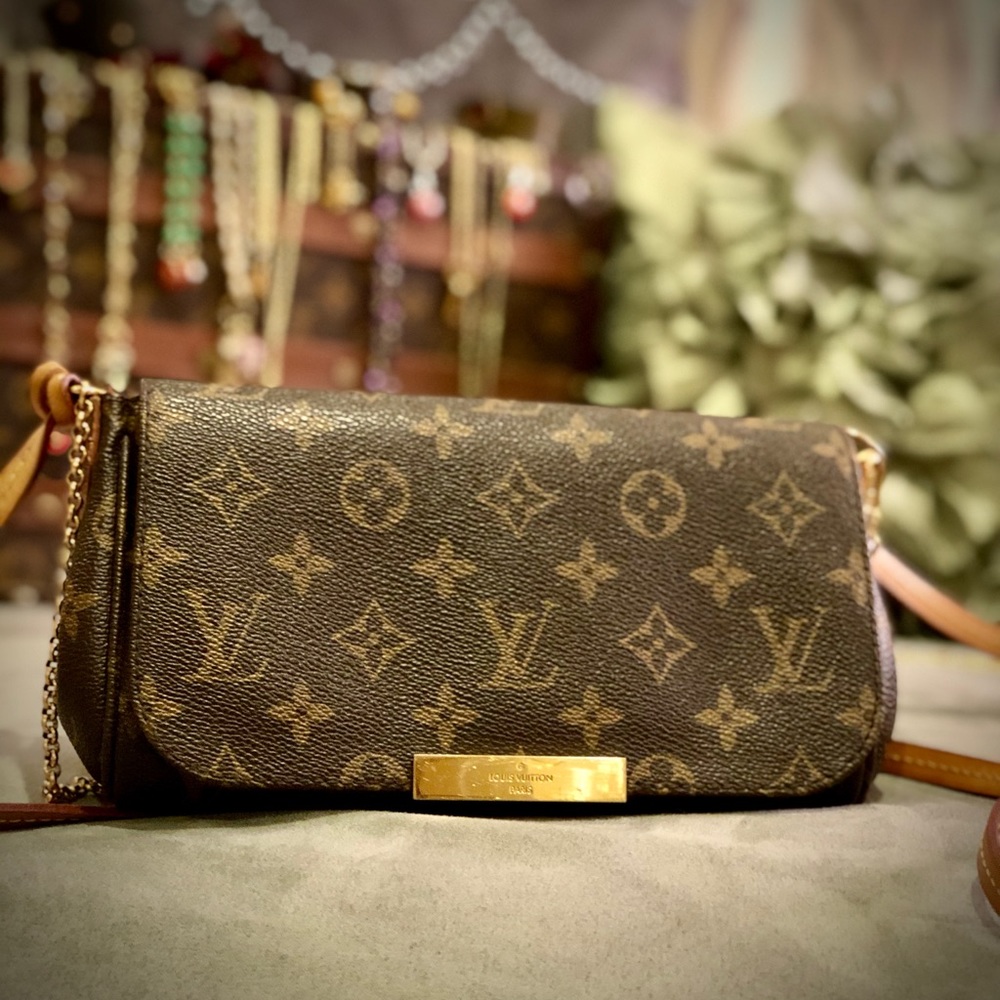 💚SOLD ON SHOPIFY💚 Louis Vuitton Favorite PM